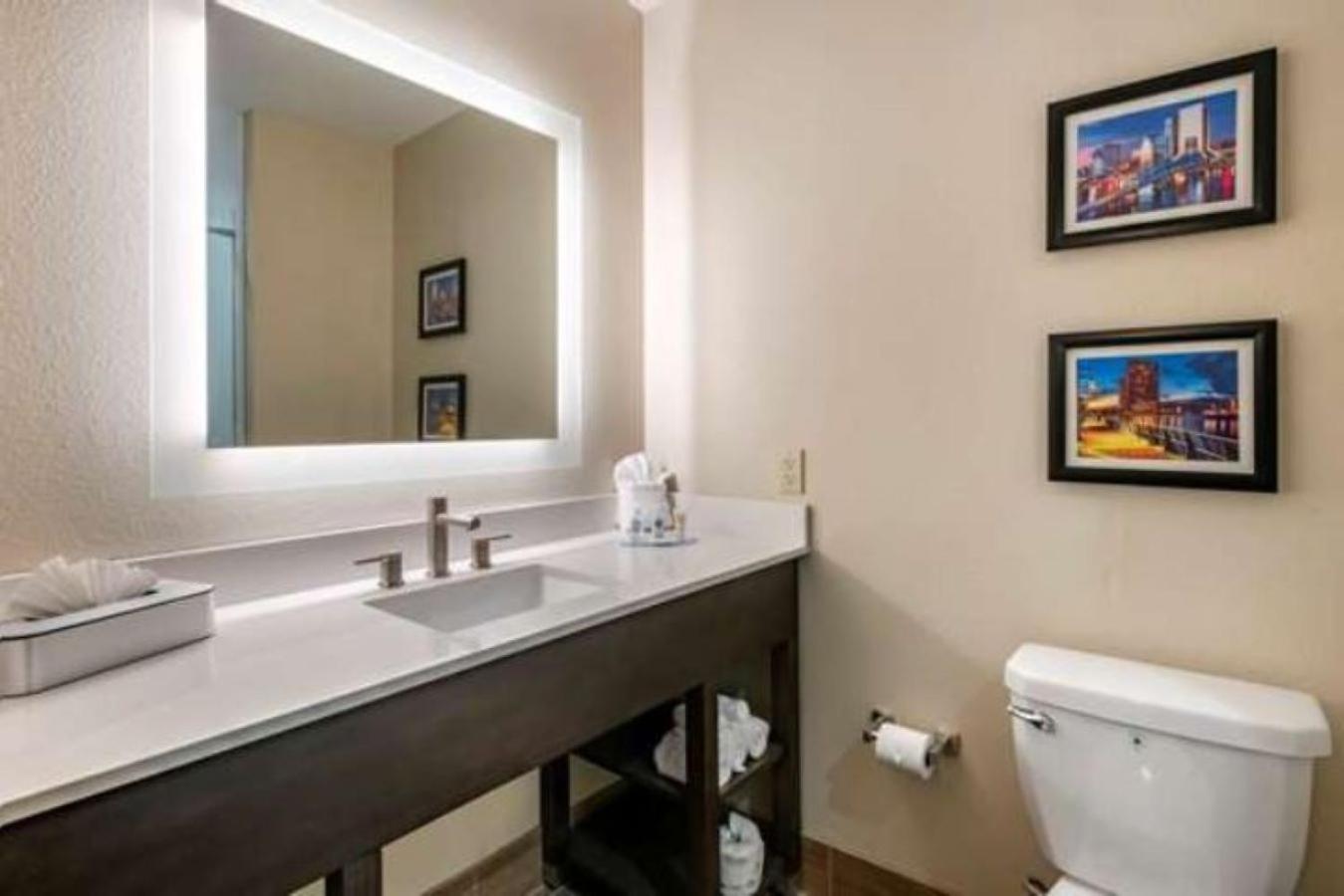 Comfort Inn & Suites Jacksonville - Orange Park Near Naval Air Station Kültér fotó