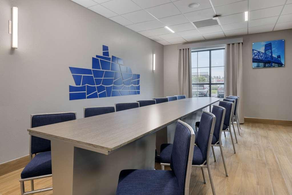 Comfort Inn & Suites Jacksonville - Orange Park Near Naval Air Station Létesítmények fotó